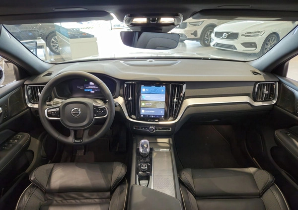Volvo V60 cena 204900 przebieg: 24600, rok produkcji 2023 z Złoczew małe 781